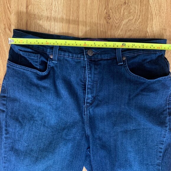 Gloria Vanderbilt Amanda Womens Jeans Size 12 Short Dark Blue Denim Stretch - Picture 6 of 9